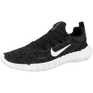 NWT NIKE Men's Free Rn 5,0 2021 Running Shoe, Black White Dk Smoke Grey,8